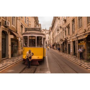 TRAM 28